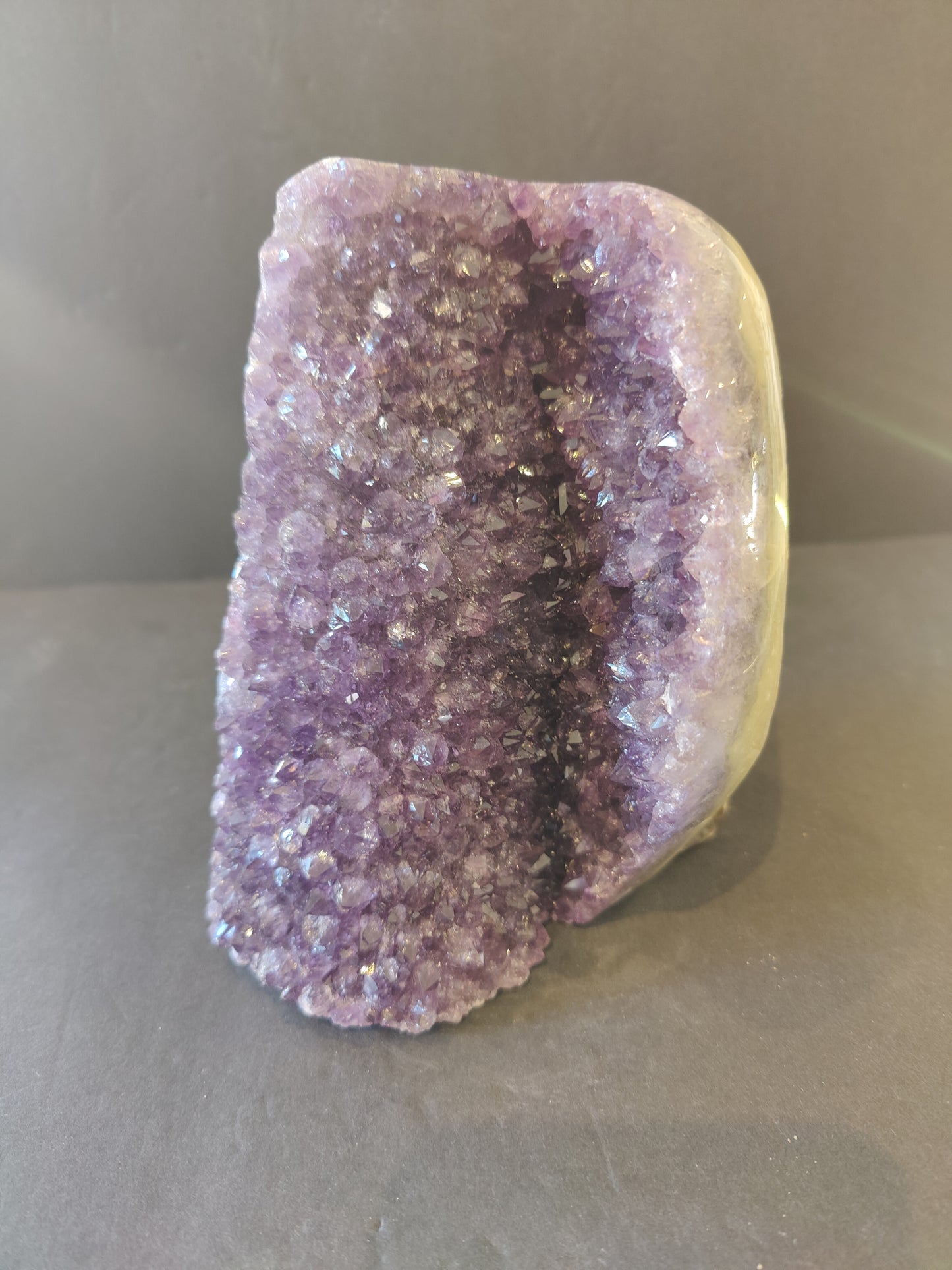 Amethyst Cut Base Geode in Agate