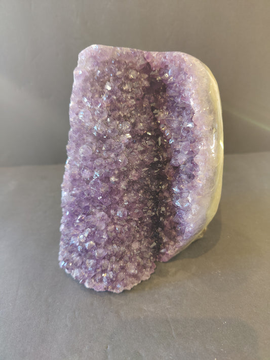 Amethyst Cut Base Geode in Agate