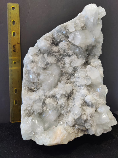Apophyllite Cabinet Specimen 3,690g