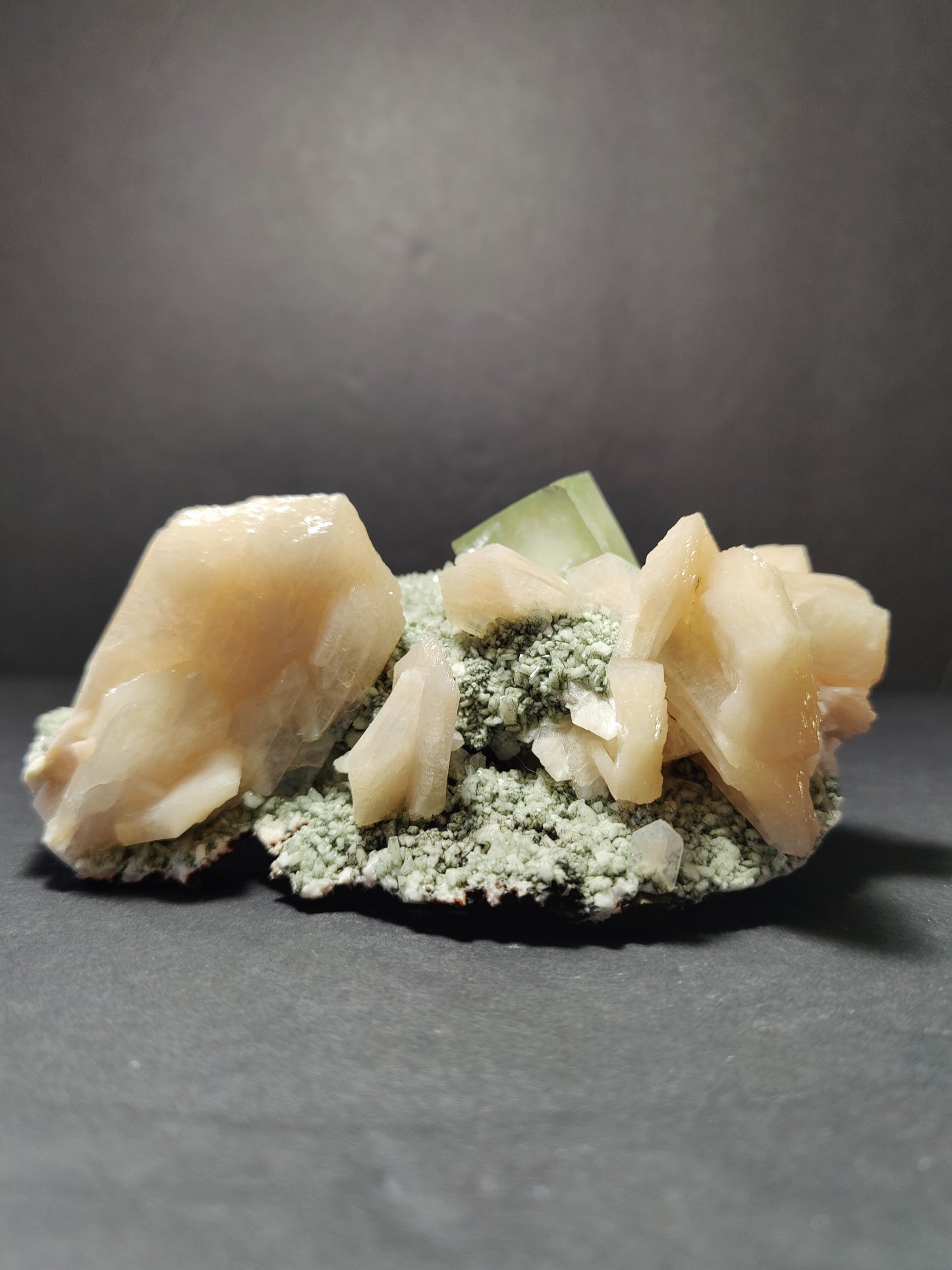 Green Apophyllite Cube with peach Stilbite on Heulandite Specimen 377g
