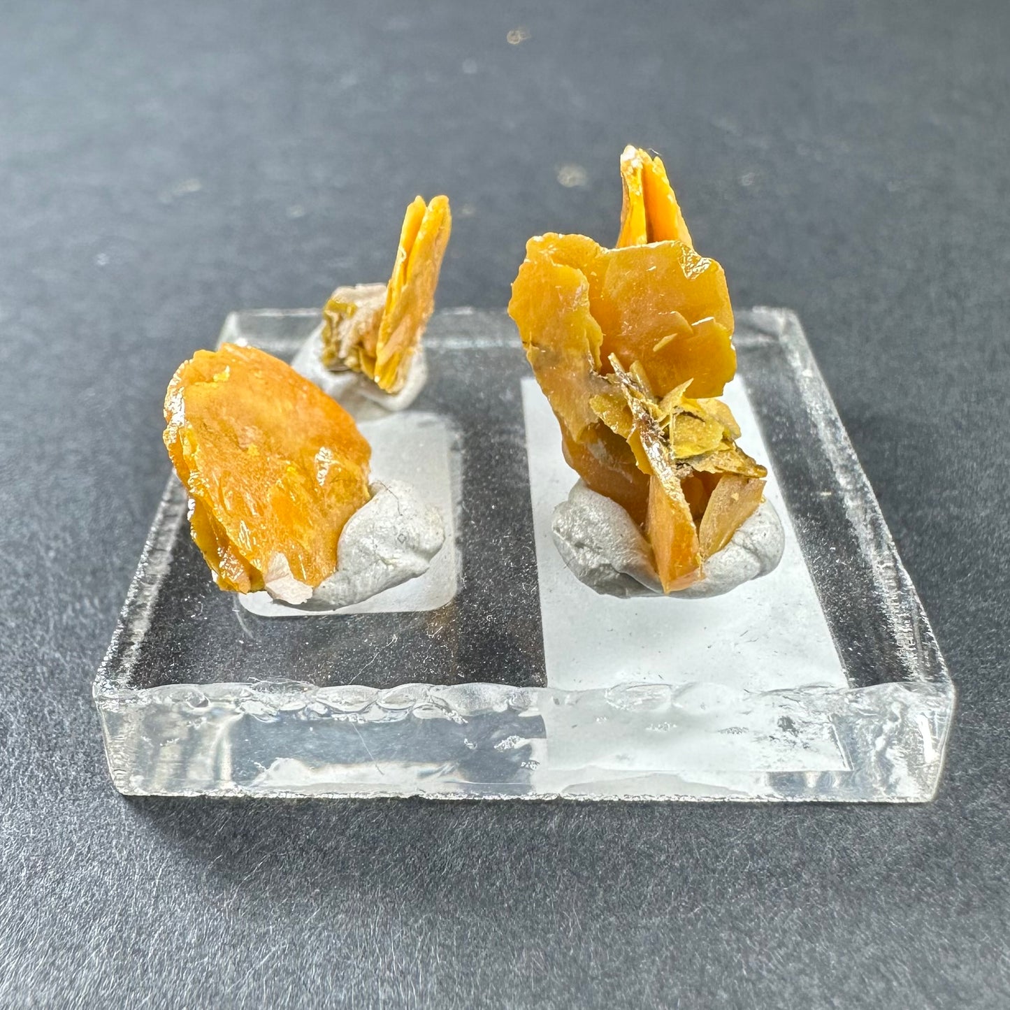 Micro Wulfenite Crystal Clusters