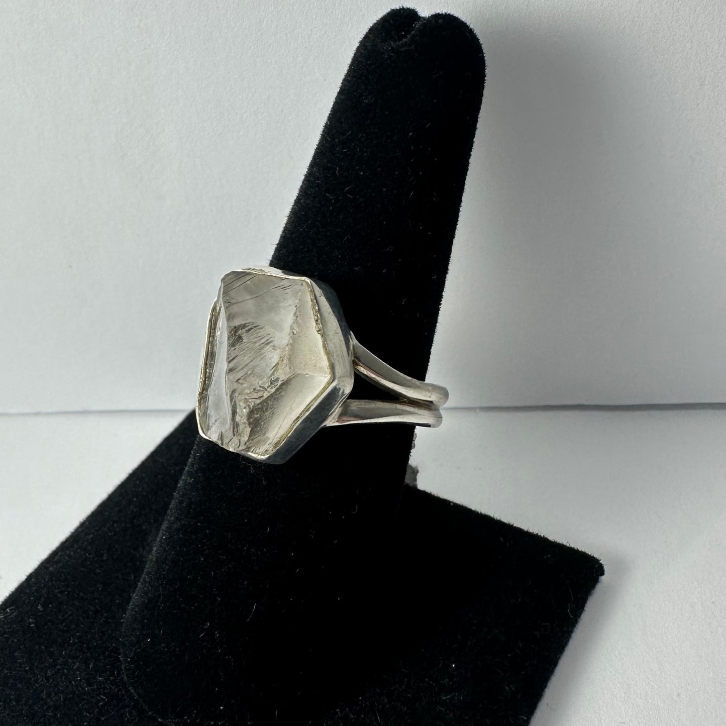 Quartz Ring