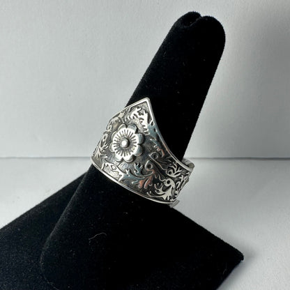 .925 Sterling Flower Ring